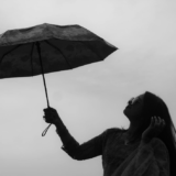 【梅雨時期の頭皮ケア】6月は頭皮環境が乱れやすい季節です